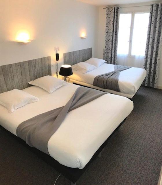 Hotel Le Petit Billot Vitre  Bagian luar foto